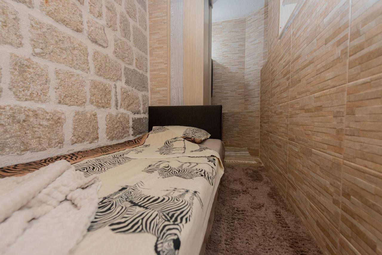 Apartmán Sea Front 171 Kotor Exteriér fotografie