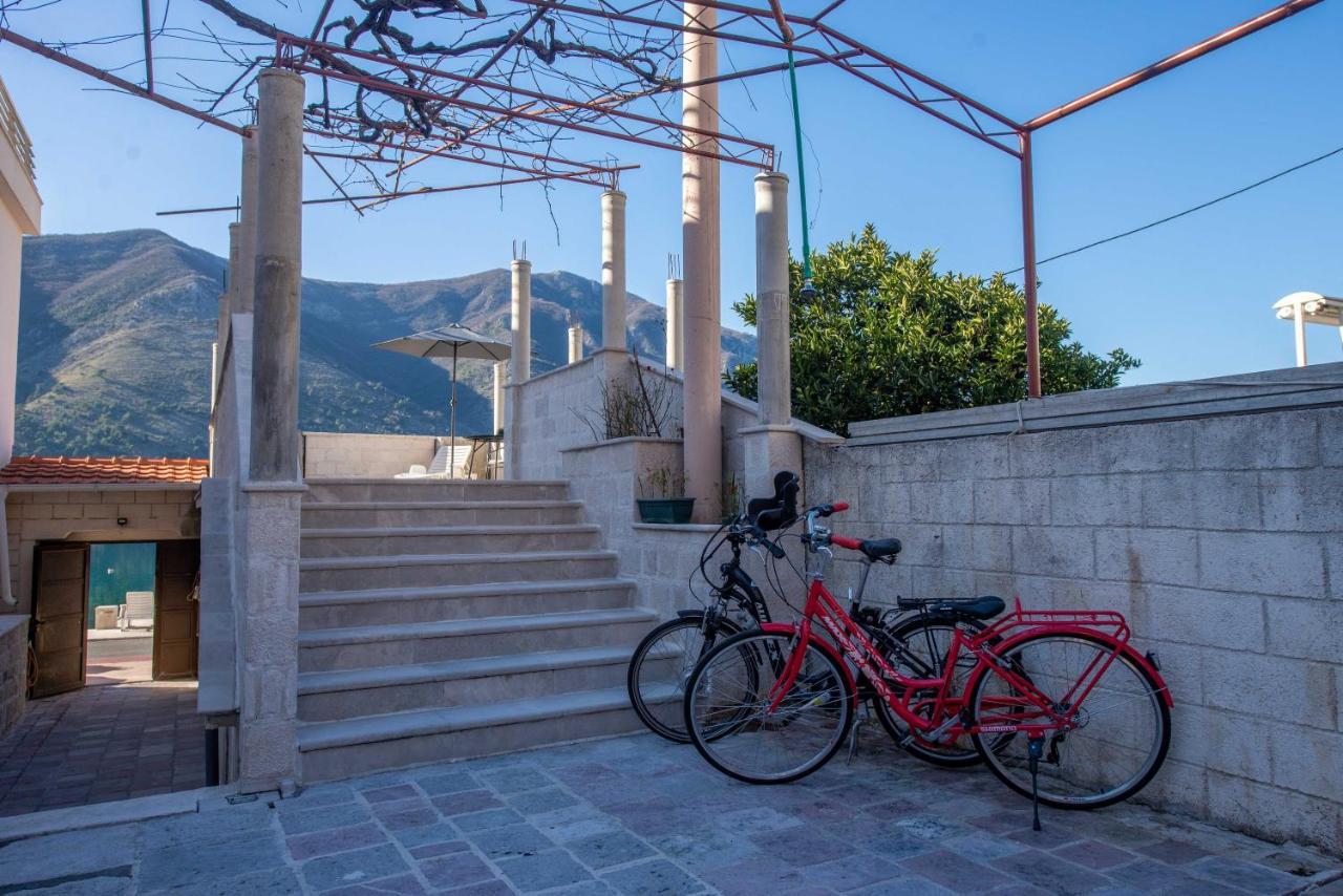 Apartmán Sea Front 171 Kotor Exteriér fotografie