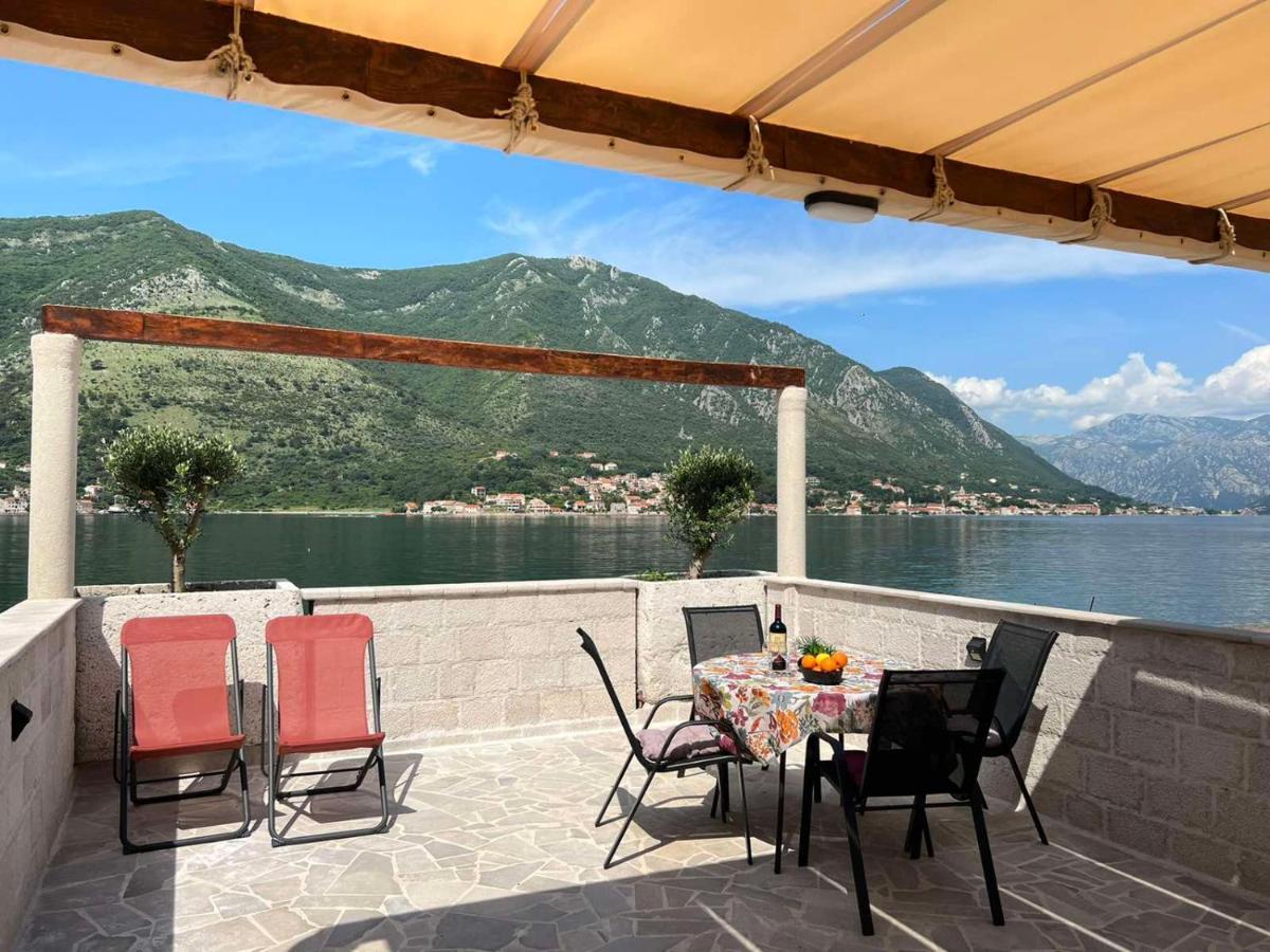 Apartmán Sea Front 171 Kotor Exteriér fotografie